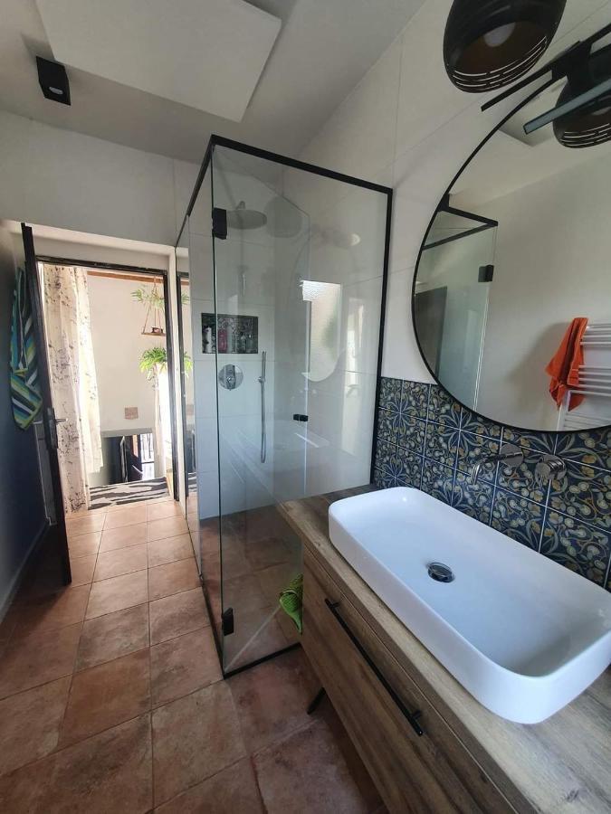 Апартаменты Entire House In The Heart Of Kozana Доброво Экстерьер фото
